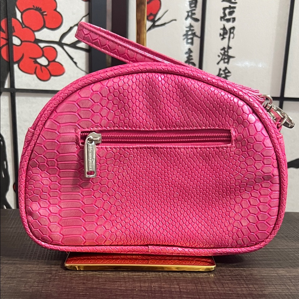 Cosmo Queens Hot Pink Snake-Embossed Women's Wristlet Cooler Pouch Bag